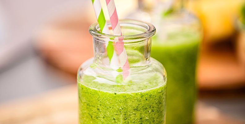 Very Berry Spinach Morning Smoothie